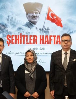 İzmir Adliyesi&rsquo;nde Şehit Yakınları Ağırladı