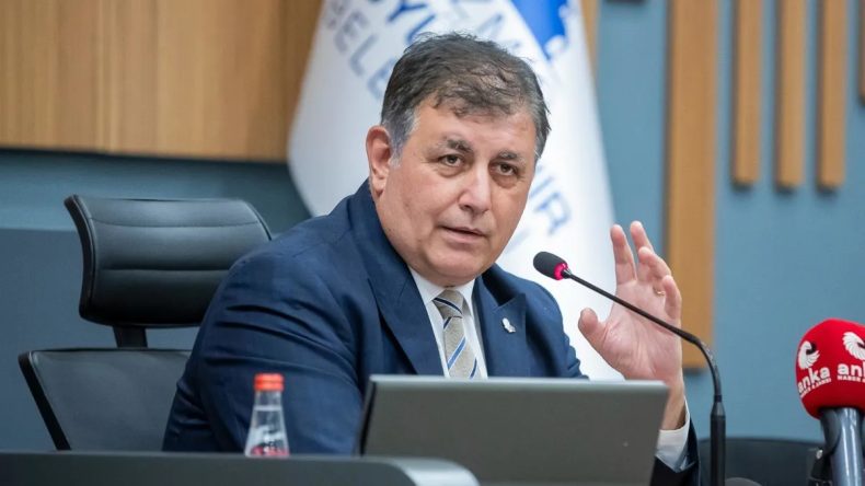 İzmir Bor&ccedil; Batağında