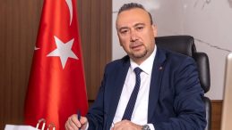 İzmir Cumhuriyet Başsavcılığı&rsquo;ndan Bornova Belediyesi&rsquo;nde &lsquo;bankamatik memuru&rsquo; iddialarına soruşturma