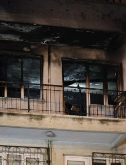 İzmir'de Yangın Faciası: 71 Yaşındaki Hasan Girgin Hayatını Kaybetti, Engelli Oğlu Ent&uuml;be Edildi