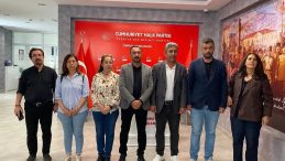 İzmir&rsquo;de bı&ccedil;ak kemiğe dayandı! 4 belediyede memurlar iş bırakacak