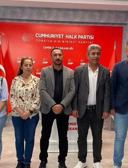 İzmir&rsquo;de bı&ccedil;ak kemiğe dayandı! 4 belediyede memurlar iş bırakacak