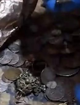 İzmir’de tarihi eser operasyonu: 203 eser ele geçirildi!