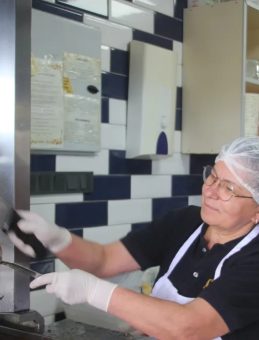 Kadınların İşlettiği Lokanta: 5 Kadın, Bir Mutfak Hikayesi