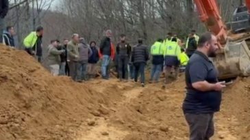 Kahreden olay&hellip; Toprak altında kalan 2 iş&ccedil;iden 1'i &ouml;ld&uuml;