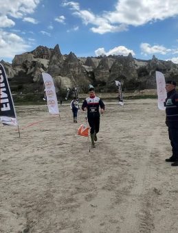 Kapadokya&rsquo;da y&ouml;nlerini bulmak i&ccedil;in yarıştılar: Doğayla zamana karşı m&uuml;cadele başladı