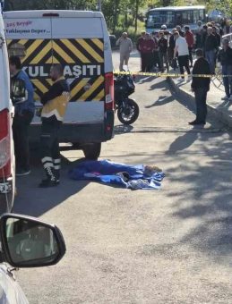 Karab&uuml;k'te 3 yaşındaki &ccedil;ocuk minib&uuml;s&uuml;n altında kaldı