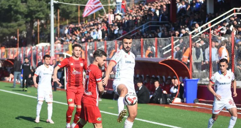 Karşıyaka R&ouml;vanşa Bıraktı