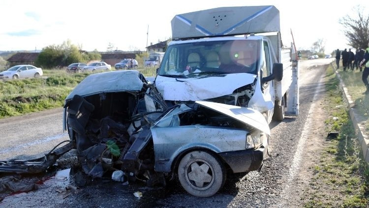 Kastamonu'da feci kaza: 1 &ouml;l&uuml;, 1 yaralı