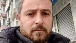 Kayıp Adam, İ&ccedil;ki Masasında &Ouml;ld&uuml;r&uuml;ld&uuml;