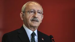 Kılı&ccedil;daroğlu'na 'Cumhurbaşkanı&rsquo;na hakaret'ten 11 ay 20 g&uuml;n hapis cezası