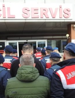 Kocaeli merkezli 5 ilde d&uuml;zenlendi: Dev 'yolsuzluk' ve 'r&uuml;şvet' operasyonu! 12 tutuklama