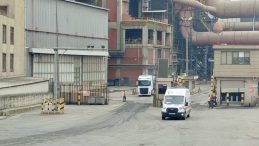 Kocaeli'de Fabrikada Y&uuml;ksekten D&uuml;şen 3 İş&ccedil;i Hayatını Kaybetti