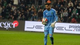 Kocaelispor'da Kaleci Serhat &Ouml;ztaşdelen'in S&ouml;zleşmesi Uzatıldı