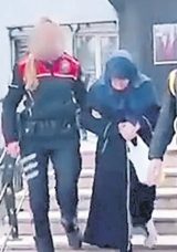 Kocasını vahşice &ouml;ld&uuml;rd&uuml;