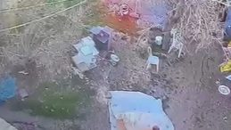 Komşu kavgası kamerada: Av t&uuml;feğiyle ateş a&ccedil;tı
