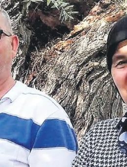 Komşuların halı &ccedil;ırpma kavgası cinayetle bitti: 2 &ouml;l&uuml;