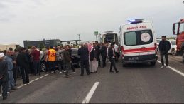 Korkutan kaza! İki ara&ccedil; hurdaya d&ouml;nd&uuml;: 2 &ouml;l&uuml;, 1 yaralı
