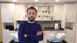 Kuaf&ouml;rde 26 Bin Liralık Vurgun: T&uuml;m İşlemleri Bitti &Ouml;demeden B&ouml;yle Ka&ccedil;tı!
