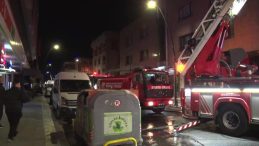 K&uuml;&ccedil;&uuml;k&ccedil;ekmece&rsquo;de korkutan otel yangını