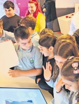 &lsquo;Bilim TIR&rsquo;ında beyin fırtınası yaptılar