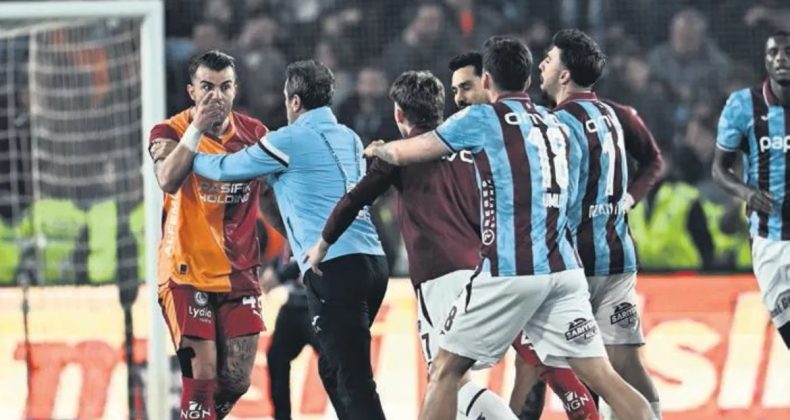 &lsquo;Senin yaşın ka&ccedil; ulan!&rsquo;