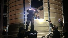Lunaparkta Kahreden &Ouml;l&uuml;m: Sıfır Yer &Ccedil;ekimi İsimli Oyun Aletinden D&uuml;şt&uuml;