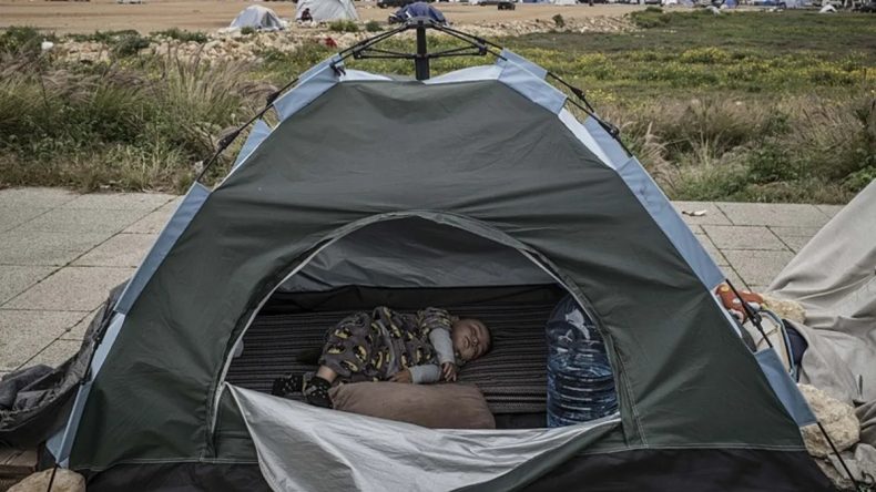 Lübnan’da insani koridor çağrısı