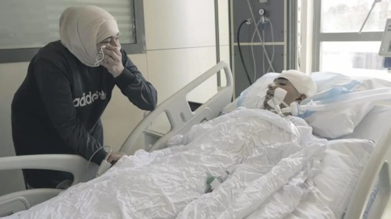 L&uuml;bnan&rsquo;da k&ouml;y&uuml;n ortasına bomba