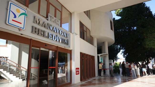 Manavgat Belediyesi'ne operasyon: 21 kişi daha g&ouml;zaltına alındı