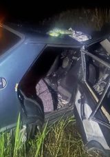Manisa'da korkun&ccedil; kaza! Otomobil kanala u&ccedil;tu: 2 &ouml;l&uuml;, 5 yaralı