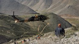 Mantar toplamak i&ccedil;in &ccedil;ıktığı dağda mahsur kalmıştı: Askeri helikopterle kurtarıldı!