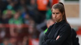 Marie-Louise Eta g&ouml;reve mağlup başladı!