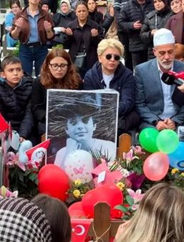 Mattia Ahmet Minguzzi doğum g&uuml;n&uuml;nde mezarı başında anıldı