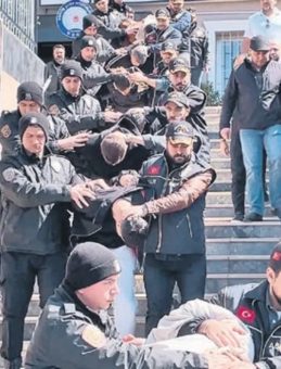 Mek&acirc;n kurşunlayan tetik&ccedil;iler tutuklandı