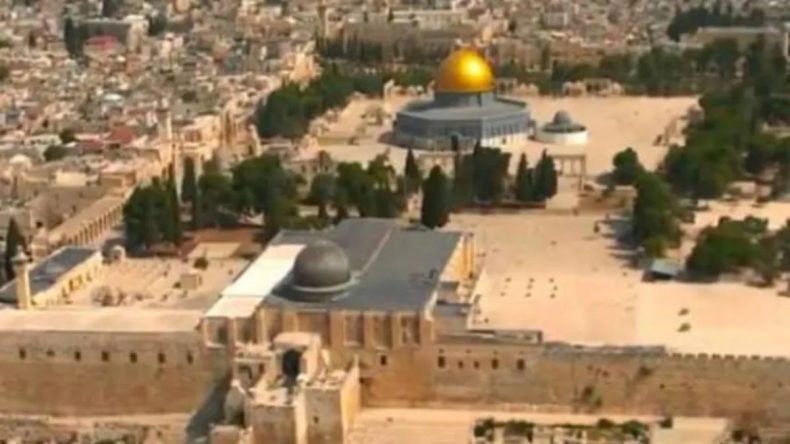 Mescid-i Aksa Yeniden A&ccedil;ılıyor