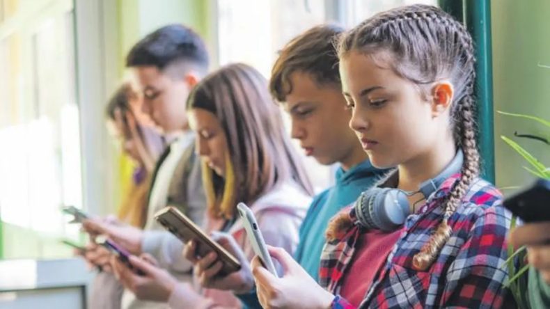 Meta &Ccedil;ocukları Koruyamıyor