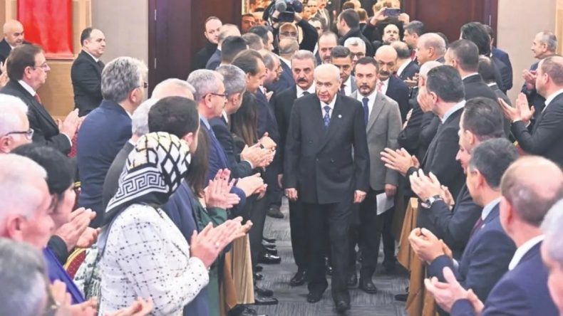 MHP&rsquo;de Belediye Başkanları Kampta