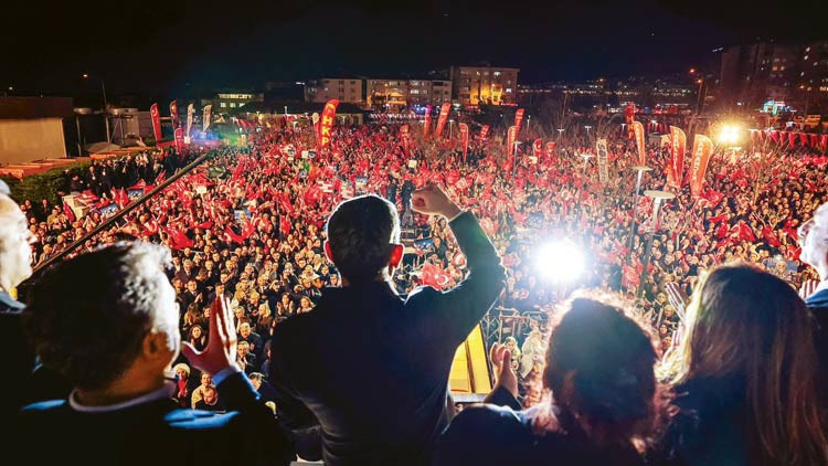 Millet kimi se&ccedil;erse g&ouml;rev ondadır
