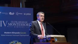 Milli Eğitim Bakanı Tekin: Fiziki tedbirlerle sorunu &ccedil;&ouml;zeceğimizi d&uuml;ş&uuml;n&uuml;rsek b&uuml;y&uuml;k yanılgı i&ccedil;erisine girmiş oluruz