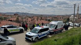 Motosiklet devrildi, 73 yaşındaki s&uuml;r&uuml;c&uuml; hayatını kaybetti