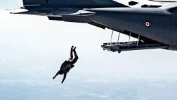 NATO&rsquo;dan T&uuml;rk Paraş&uuml;t&ccedil;&uuml; Askerlere &Ouml;vg&uuml;!