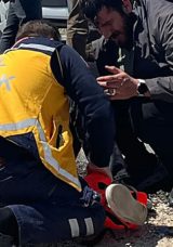 Niğde&rsquo;de iki motosiklet kafa kafaya &ccedil;arpıştı: 2 kişi yaralandı!