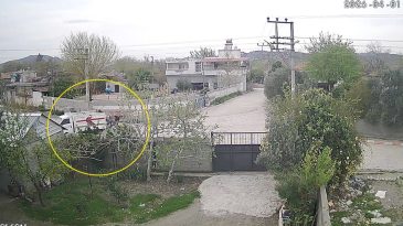 Osmaniye&rsquo;de motosiklet s&uuml;r&uuml;c&uuml;s&uuml;n&uuml;n hayatını kaybettiği kaza kamerada