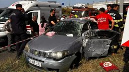Otomobil ref&uuml;je &ccedil;ıkarak savruldu! Acı kazada Umay bebek hayatını kaybetti
