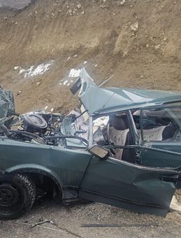 &Ouml;ğretmenleri Taşıyan Servis Minib&uuml;s&uuml; Otomobille &Ccedil;arpıştı: 1 &Ouml;l&uuml;, 9 Yaralı!