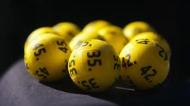 &Ouml;ld&uuml;kten Sonra Piyango Kazandı