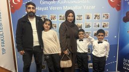 &Ouml;nce kızları sonra ikizleri: İlik nakli koca bir aileyi kurtardı