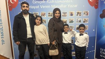 &Ouml;nce kızları sonra ikizleri: İlik nakli koca bir aileyi kurtardı