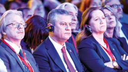 &Ouml;zel&rsquo;den Ataşehir tepkisi&hellip; &lsquo;Su&ccedil;lamayı &ccedil;ok merak ediyorum&rsquo;